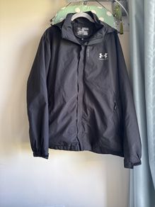 HeatGear Windbreaker