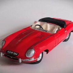 Diecast Vintage Dinky Toys Jaguar E Type - Very Good Original Condition/No Box