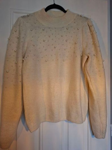 Cream Cardigan with pearls , like new, size L