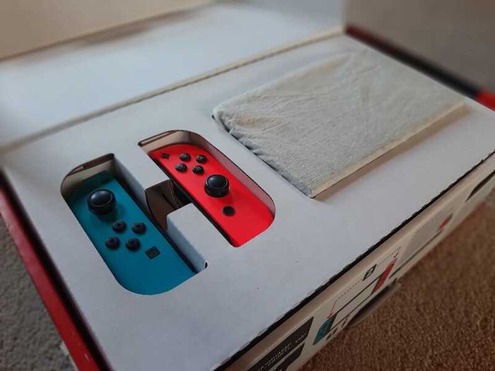 Nintendo Switch Bundle, Boxed,  Excellent Condition