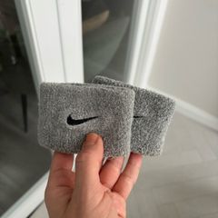 Nike wrist bands