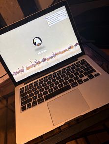Apple MacBook Pro (Retina, 13-inch, Early 2015)