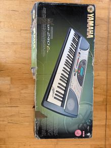 Yamaha PSR 240 Keyboard