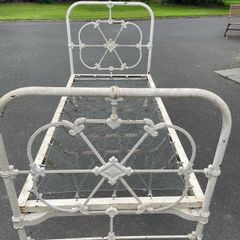 Wrought iron bed
