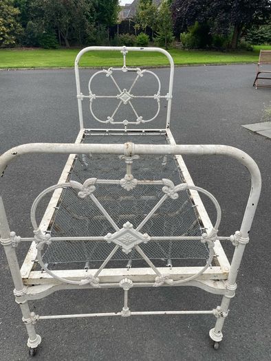 Wrought iron bed