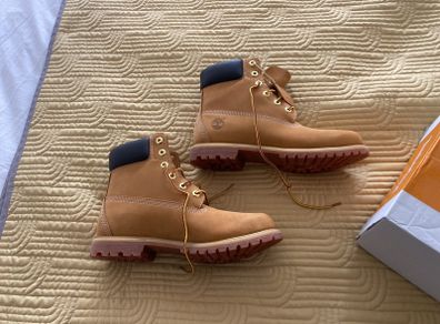 Timberland Wheat Boot Size 9UK BRAND NEW