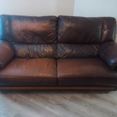 2  x.    3 seater leather couch
