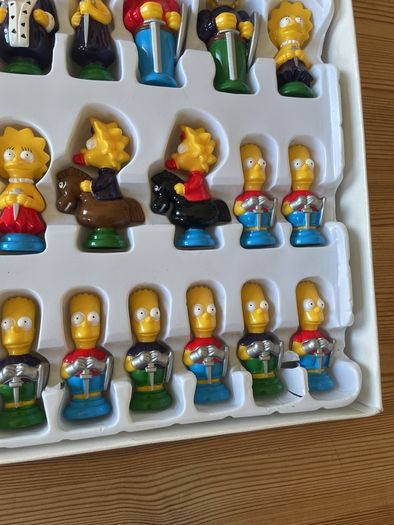 Vintage Simpsons 3-d Chess Set