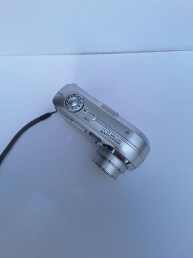 Sony Cyber-shot DSC-P73