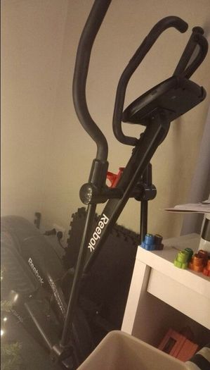 Reebok Elliptical Cross Trainer