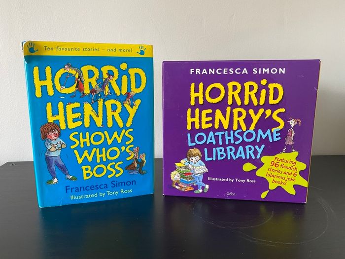 Horrid Henry's Loathsome Library Collection 30 books Francesa Simon