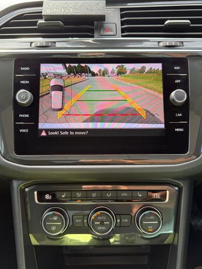 2019 Volkswagen Tiguan R-Line - Black Edition - Panoramic Sunroof