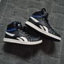 Reebok Boys Trainers Black Like New Image 2