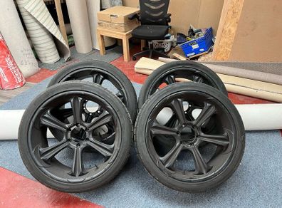 Wolf race wheels