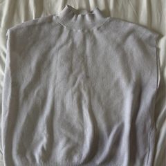 White Knit Sleeveless Jumper Vest