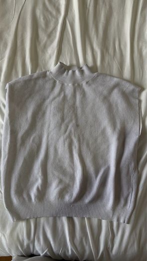 White Knit Sleeveless Jumper Vest