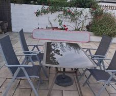 table and chairs
