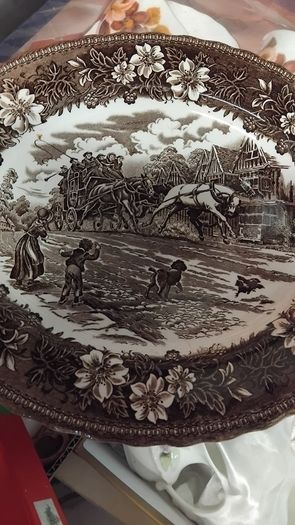 Vintage Big Cake Plates