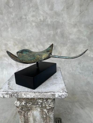 Manta Ray (33cm) - Patinated Bronze