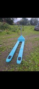 Hand pallet forks