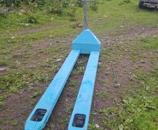 Hand pallet forks