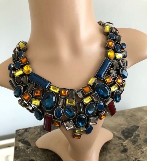 statement necklace