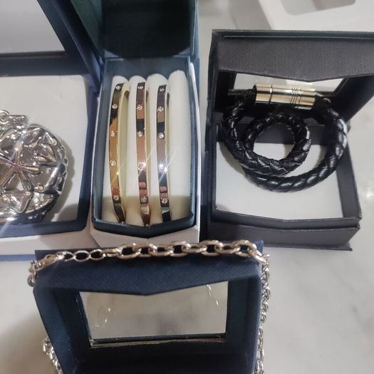 jewellery