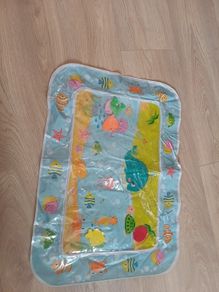 Baby water play mat