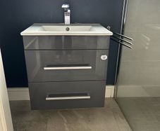 Wall hung vanity and sink