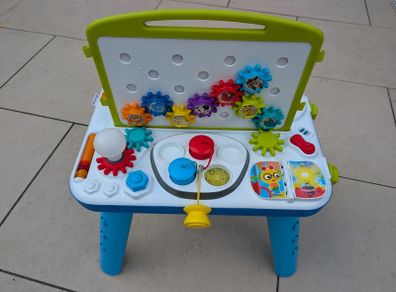 Baby Einstein curiosity table