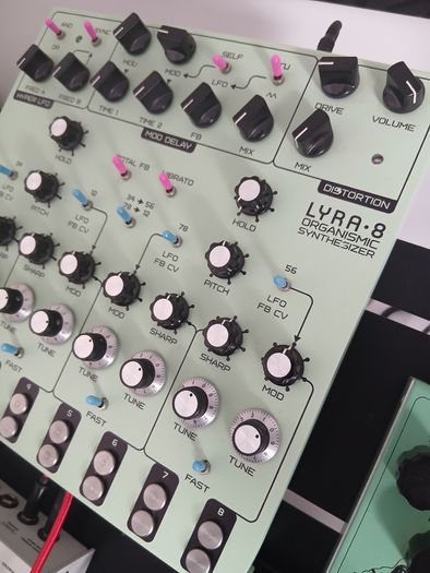 Soma Laboratory Lyra-8 Organismic Synthesizer