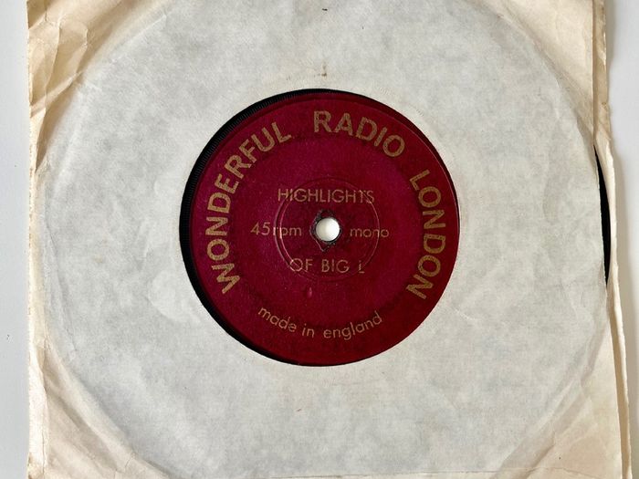 1960s Wonderful Radio London 45