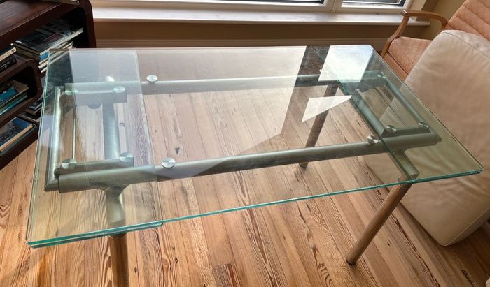 Glass kitchen table - Extendable