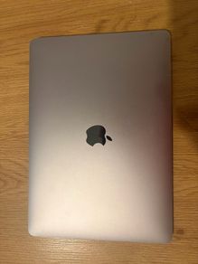 MacBook Air (2020)