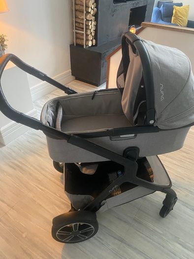 Nuna double buggy