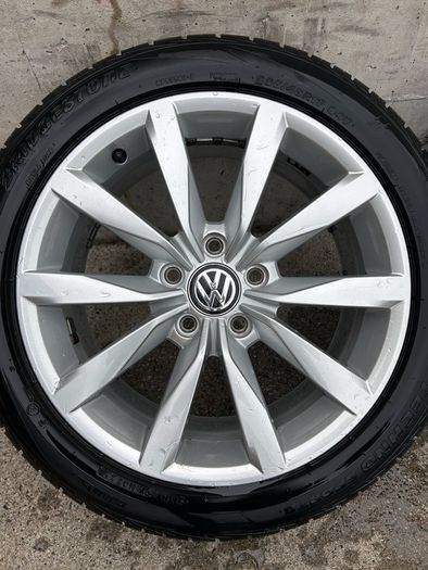 Genuine Volkswagen 17" Alloys & Tyres - Bridgestone