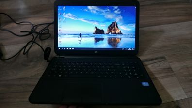 Hp 250 G5 15.6" Core I3-311om 4gb 500gb  Win 10pro
