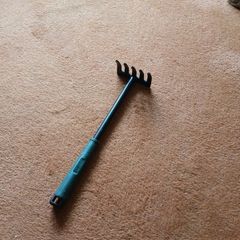 Single Handed rake