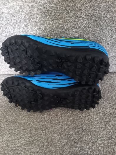 boys football shoes.UK10.EUR 28