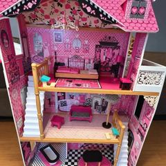Doll House
