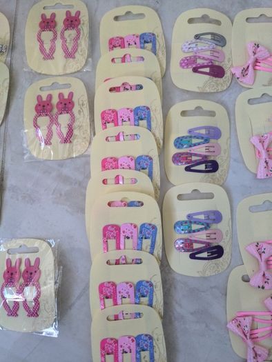 Girls hair accessories