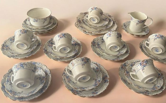 Antique Wellington China Tea Set JHC Co Longton England Pattern 5293