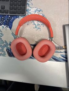 AirPods Max lightning