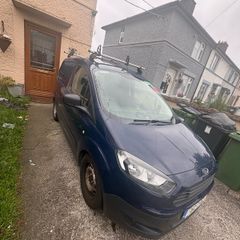 2016 Ford Courier