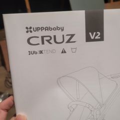 Uppababy Cruz and car seat entire set