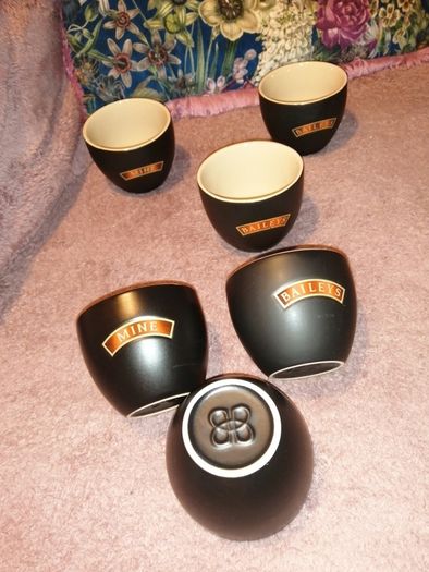 6 cups/mugs/bowls Baileys Original Irish Cream