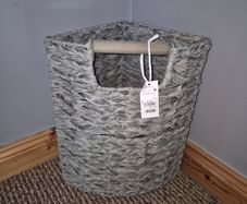 Next corner toilet paper storage
