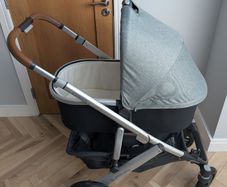 Uppababy Vista Pushchair System Buggy Bassinet Carrycot Emmett Green