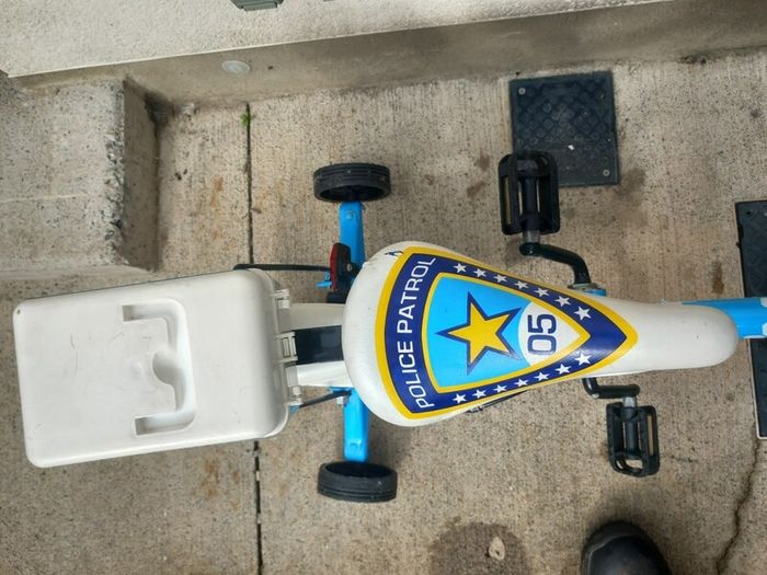 Kids police patrol bike size 14 inch wheels