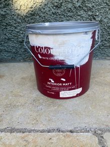 5 litres Colourtrend "Soda Bread" 15 euros
